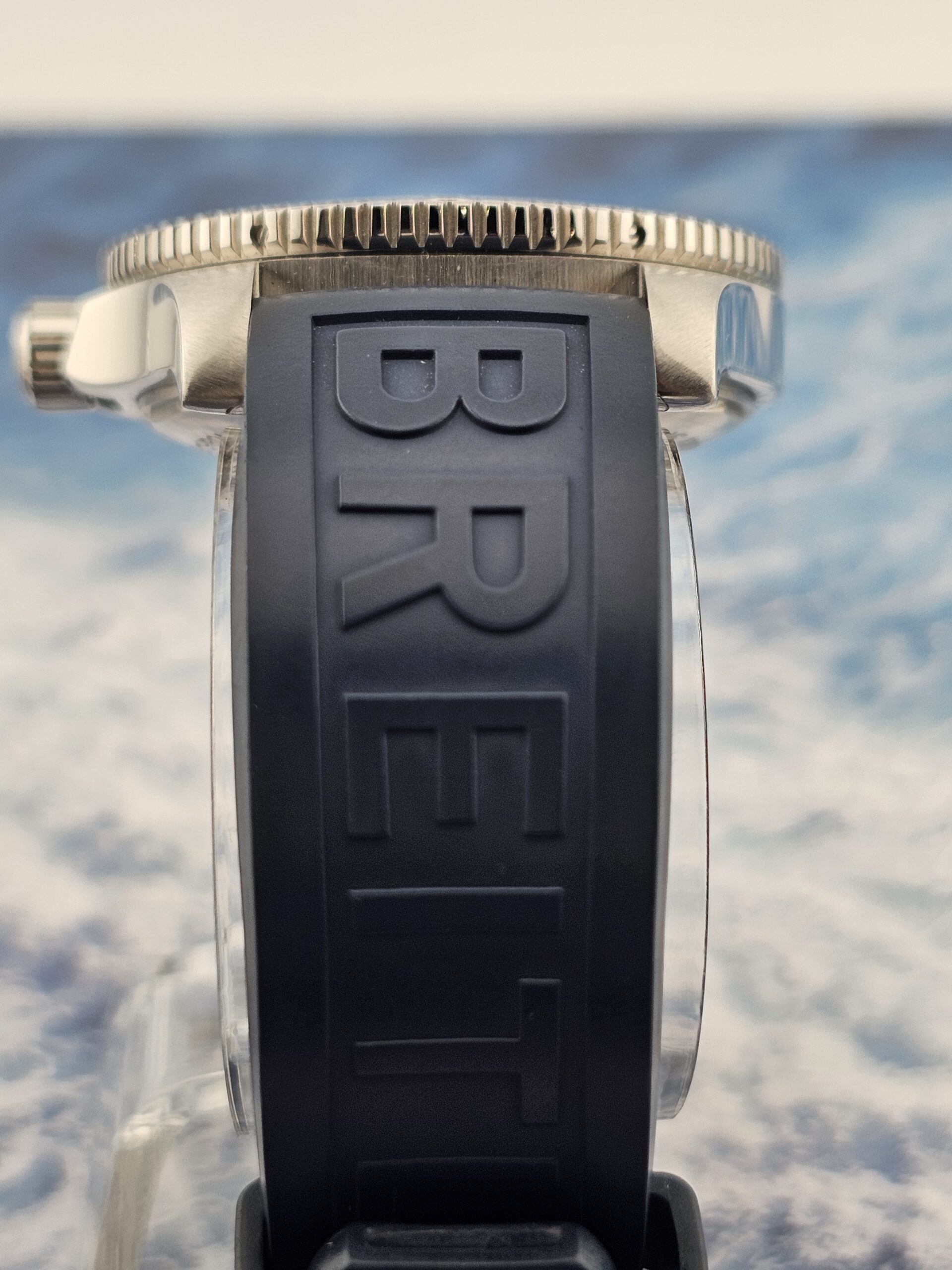 Breitling Superocean 44MM - Image 4