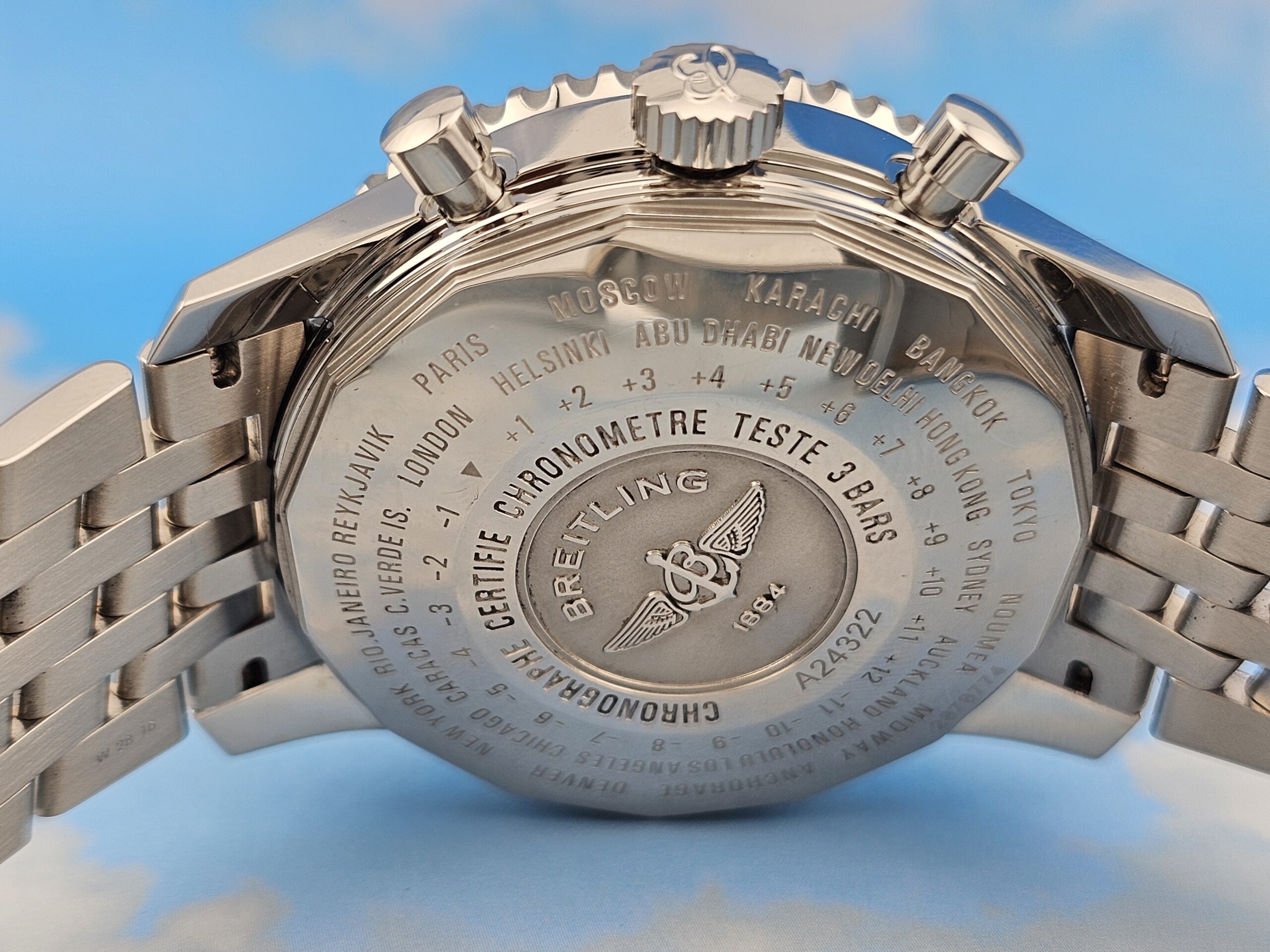Breitling Navitimer World GMT 46MM - Image 4