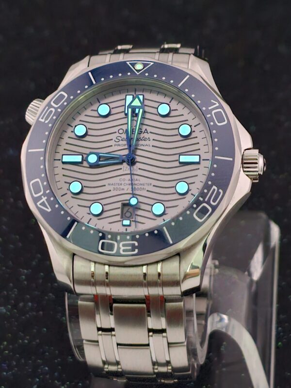 Omega Seamaster Diver 300M 42MM - Image 2