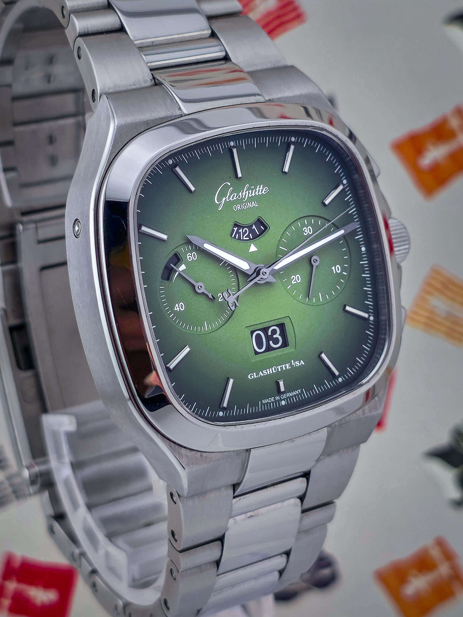 Glashütte Original Seventies Chronograph Fab Green Ref 1-37-02-09-02-70 Fullset - Image 3