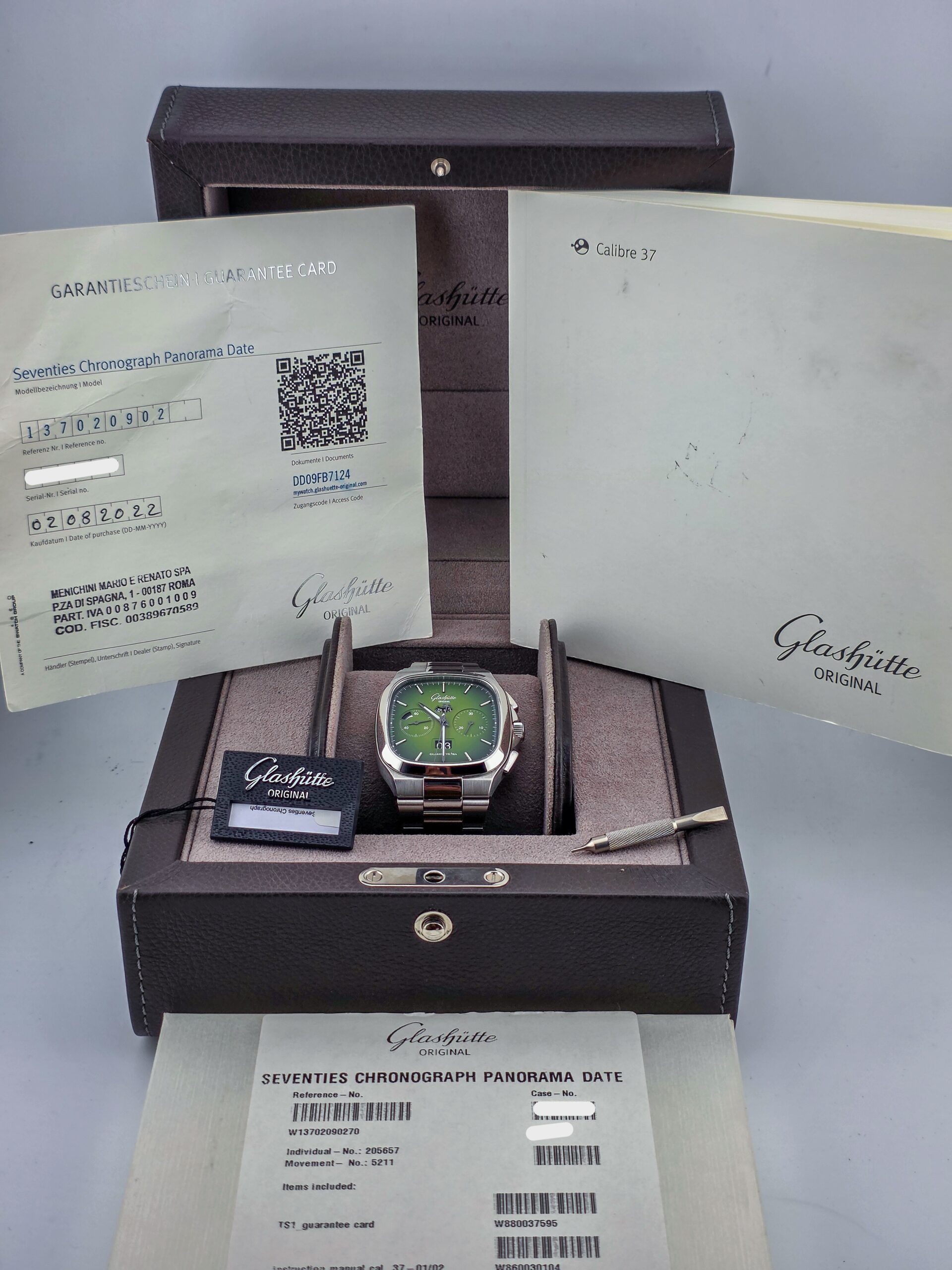 Glashütte Original Seventies Chronograph Fab Green Ref 1-37-02-09-02-70 Fullset - Image 11