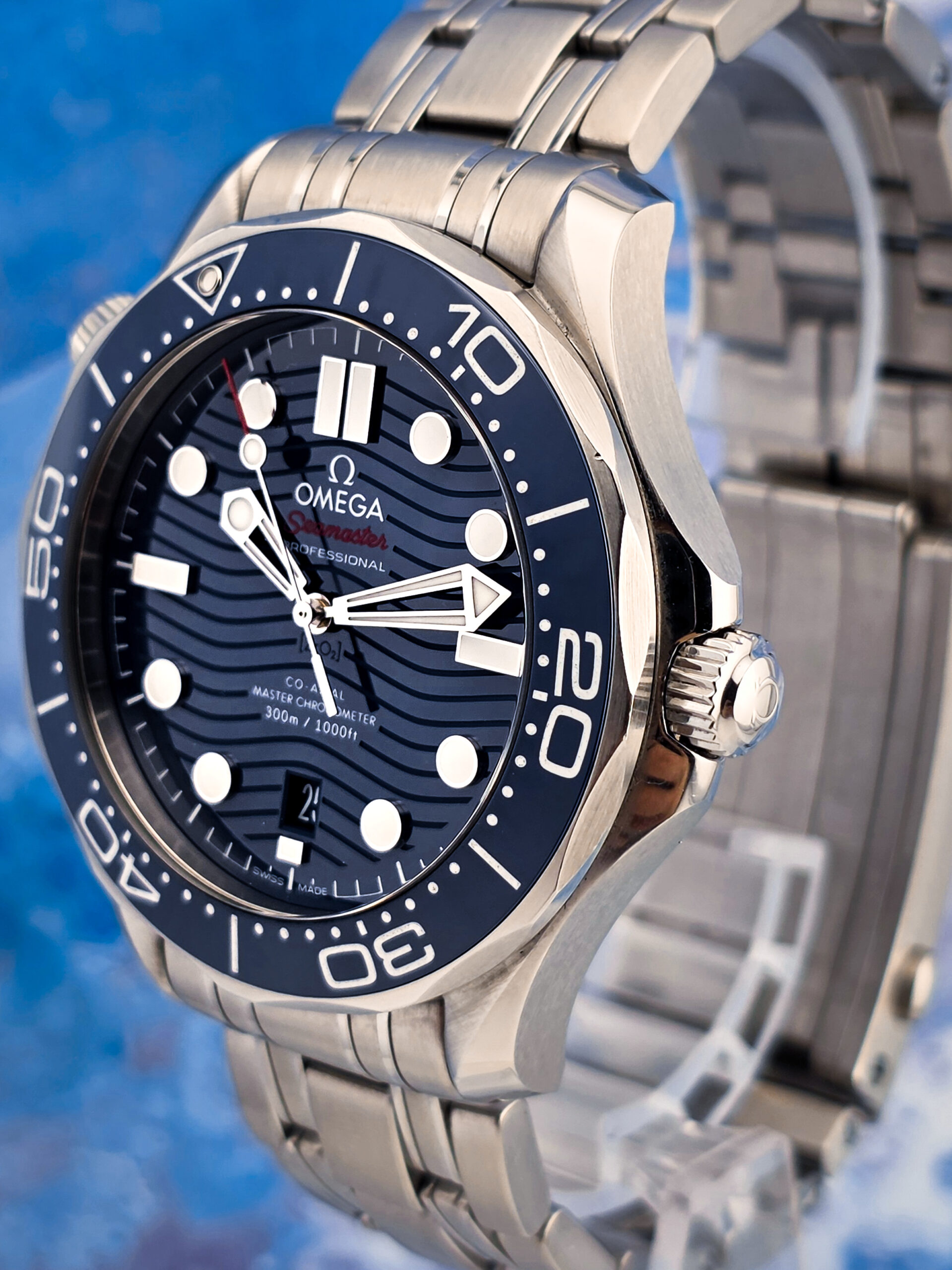 2025 OMEGA Seamaster Diver 300M Blue Dial 42MM 210.30.42.20.03.001 Box & Papers - Image 5