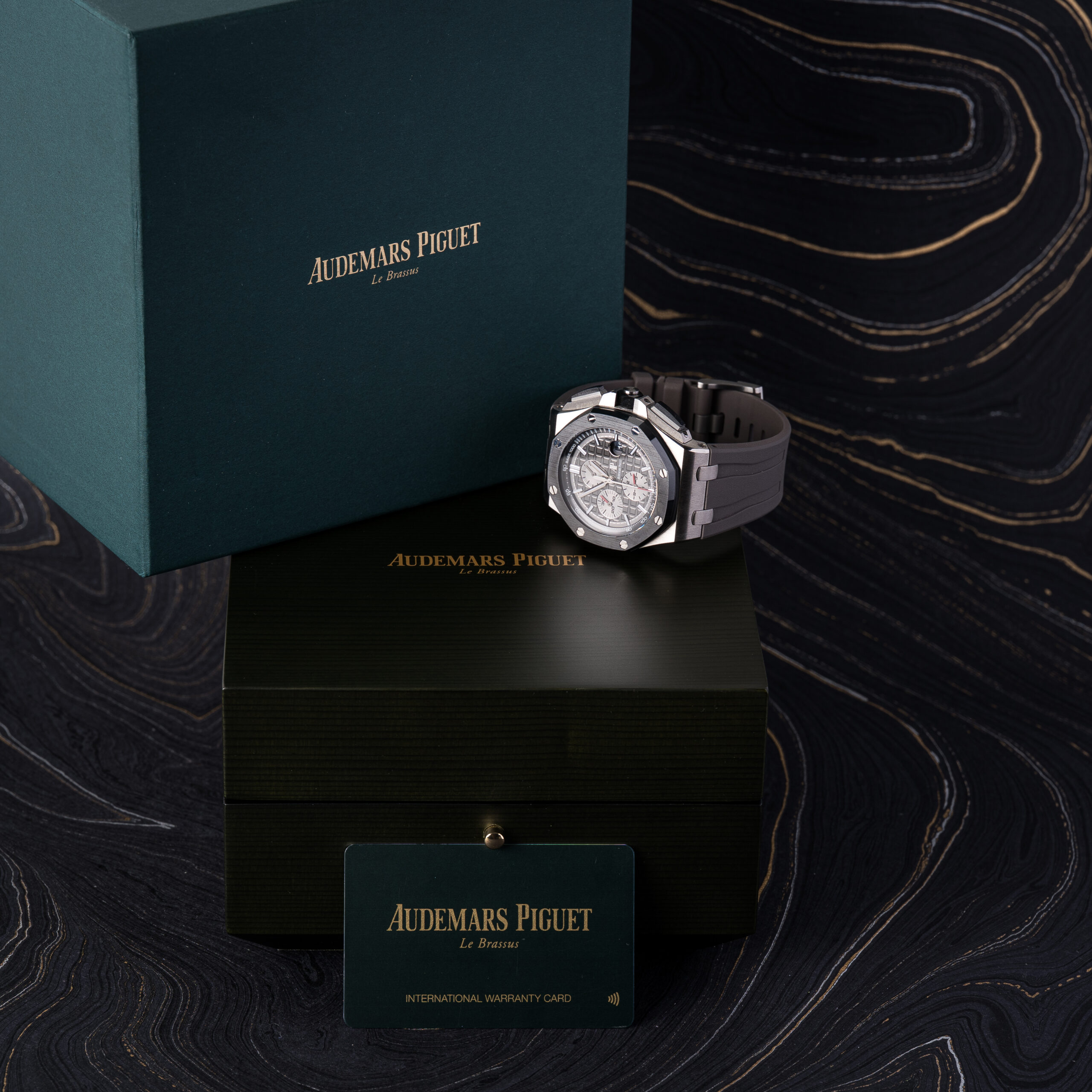 AUDEMARS PIGUET ROYAL OAK OFFSHORE CHRONOGRAPH 44 TITANIUM - Image 9